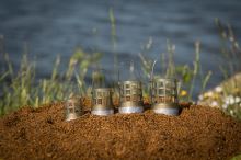 Matrix Krmítko Plastové Spodné Záťaž Smal (10)