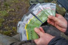 Korum Háčik s Gumičkou Banded Hook Hairs Barbed (4)