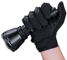 Fenix Lovecké Nabíjacie Svietidlo HT18R (1)