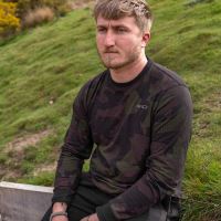 Avid Carp Tričko s Dlhým Rukávom Distortion Camo Lite T-Shirt Long Sleeve (2)