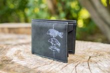 Giants Fishing Peňaženka Čierna Tri Kapry Black Wallet Three Carps (4)