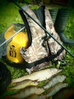 Kolibri Plávajúca Vesta Aquarius Camo Angler (1)