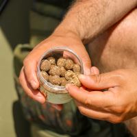 One More Cast Tvrzené Obalené Boilie Cured Hardened Hookbaits iScream 120 g 15 & 18 mm (2)