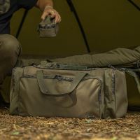 Avid Carp Taška RVS Carryall (19)