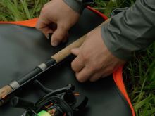 Delphin Puzdro Na Prút SpinCase Eva (2)