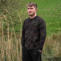 Avid Carp Tričko s Dlhým Rukávom Distortion Camo Lite T-Shirt Long Sleeve (4)