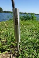 R-SPEKT Držiak Prútu Zapichovací Limited Edition 32 mm (2)