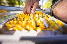 Plano Krabička Edge Vertical Jig And Spybait Box (3)