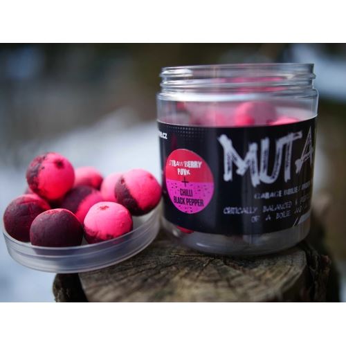 G.B.U. Vyvážené Boilies Mutant Strawberry Punk Chilli Black Pepper 130 g