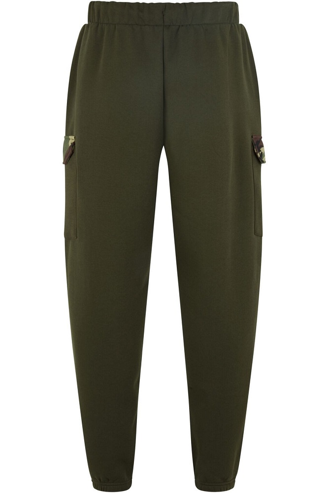 Wychwood tepláky carp tactical camo joggers - m.
 Špecifikácia: •materiál: bavlna 60%, polyester 27%, recyklovaný polyester 13% •bočné vrecká •pravé bočné vrecko navyše opatrené zipsom na telefón alebo kľúče • elastická pásová časť so šnúrkou •farba: olivovo zelená v kombinácii s camo vzorom