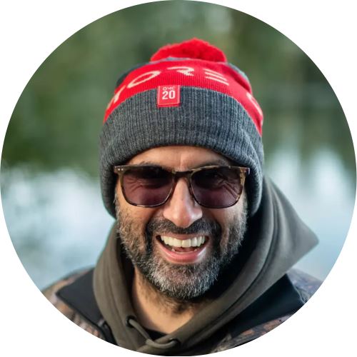 One More Cast Čiapka Number 20 Bobble Hat