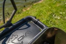 Avid Carp Stojan na Vedro Bait Station Kit (8)