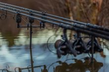 Fox Hrazda Black label Slim Buzz Bars 3 Rod (1)