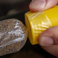 Avid Carp Sada Na Plnenie PVA Sáčkov Transfer Solid Bag System (5)