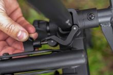 Korum Príslušenstvo na Vytvorenie Vozíka z Kresla S23 Twin Wheel Deluxe Barrow Kit (3)