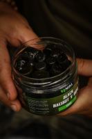 Nikl Black Halibut Pelety v Dipe Crab 250 g 15+20 mm (1)