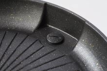 Meva Grilovací Rošt s Výpustou (1)