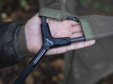 Avid Carp Podberák Breach landing Net 42 Dvojdielny (1)