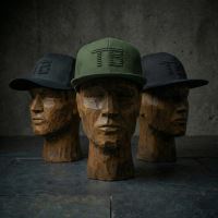 TB Baits Šiltovka Snapback 3D Logo Black (1)