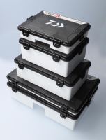 Daiwa Krabička D-BOX Shallow Smoke (3)