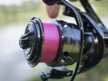 Delphin Splietaná Šnúra Troutera NX Ružová 135 m (1)