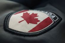 HOTSPOT DESIGN Bunda Piker Canada (4)