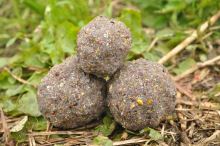 Mivardi Krmítková Zmes V1 Sweet Halibut 3 kg (2)