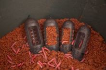 Korum Krmítko Window Combi Feeder (10)