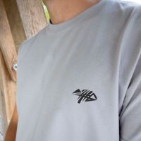 Giants Fishing Tričko Pánské Kapor s Kostrou Sivé (2)