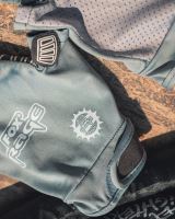 Fox Rage Rukavica Lightweight UV Gloves (8)