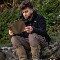 Avid Carp Puzdro Na Doklady RVS Licence Wallet (2)