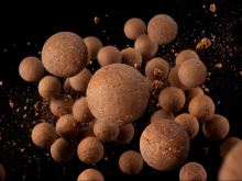 Delphin Vyvážené Boilies BreaX PassionKRILL Krill Mango 100 g (1)
