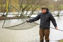 Wychwood Kaprový Podberák Extremis 42 inch Landing Net And 2 Piece Handle (8)
