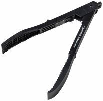 Savage Gear Kliešte Safety Fish Grip 21,5 cm (1)