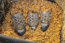 Preston Innovations Krmítko Hexmesh Plastic Bullet Feeders Medium - 50 g (1)