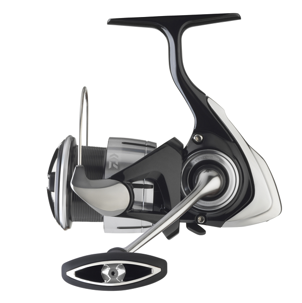 Daiwa navijak 23 lexa lt 2500s.
 Koncepcia Airdrive ďalej znížila hmotnosť navijaku a posúva rovnováhu na zadnú časť – umožňuje ešte citlivejšie rybárčenie a lepšie nahadzovanie.
 Airdrive Rotor vyrobený z materiálu Zaion V funguje aj pri nízkom tlaku bez výrazného štartovacieho odporu a poskytuje vysokú citlivosť a optimálnu prezentáciu nástrahy – aj pri ľahkých nástrahách.