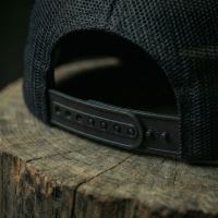 TB Baits Šiltovka Trucker Cap 3D Logo Black (5)