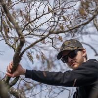 Avid Carp Šltovka Distortion Camo Cap (3)