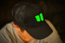 Nikl Šiltovka Sieťovaná Black Nikl Logo (1)