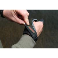 Taska Rukavica na ďaleké nahadzovanie a zakrmovanie ľavá (2)