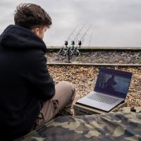 Avid Carp Puzdro Na Elektroniku RVS Tech Pack XL (6)