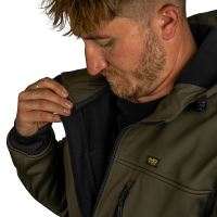 Avid Carp Bunda Thermite Soft Shell Hoodie (3)