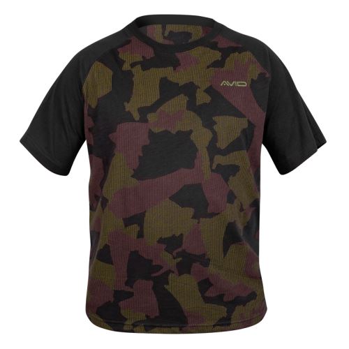Avid Carp Tričko Distortion Camo Lite T-Shirt