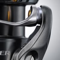 Shimano Navijak Twin Power FE C2000S (4)