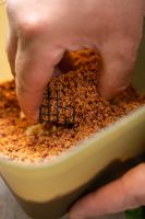 Korum Krmítko River Cage XT L (7)