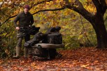 Korda Puzdro Compac Bankstick Bag Dark Kamo (1)