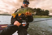 Abu Garcia Multiplikátor Revo X VoltiQ Low Profile LP LH (9)