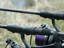 Delphin Prút CorsaBLACK NERO 2,7 m 2,75 lb (12)