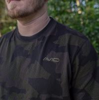 Avid Carp Tričko Distortion Camo T-Shirt (4)