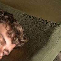 Avid Carp Vankúš Benchmark Ultra Memory Foam Pillow (4)